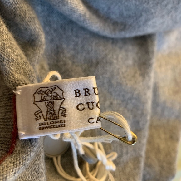 New without tag Brunello Cucunelli men’s turtleneck cashmere sweater. - Picture 5 of 11